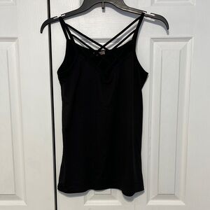 Urbanology Black Camisole Minimalist Size‎ L